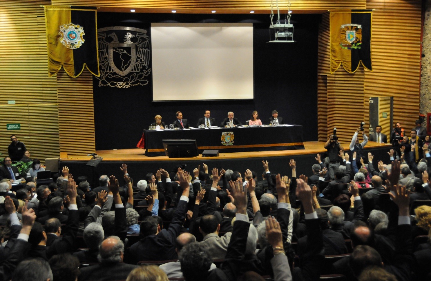 Fotografía del Consejo Universitario